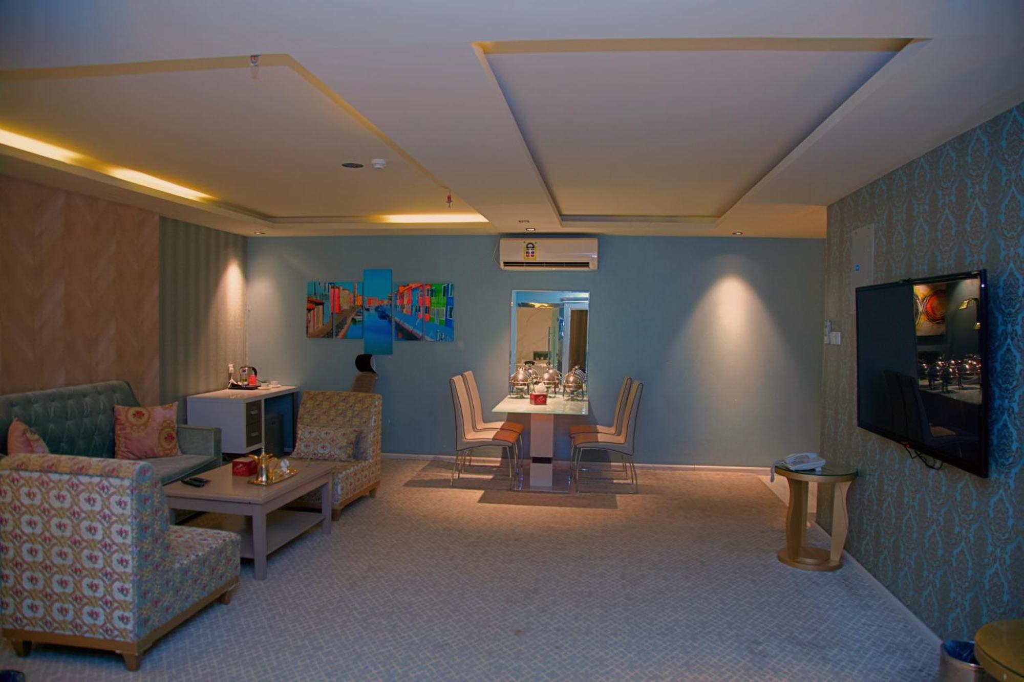 Sharz Hotel Buraydah Exterior foto